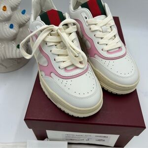 When is Gucci re-web leather sneakers, pink/white size 37.5 made in Italy